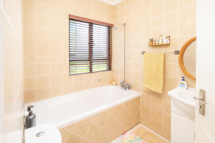 2 Bedroom Property for Sale in Melodie North West